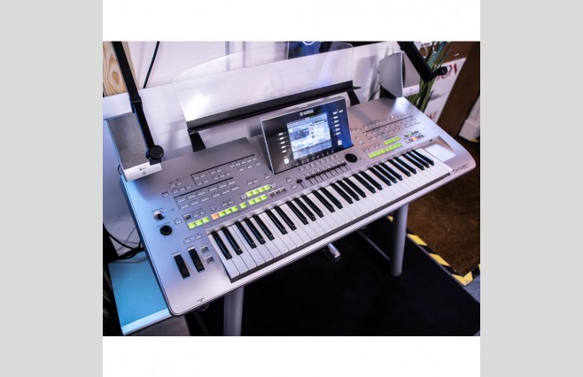 Used Yamaha Tyros 3 Keyboard With MS03 Speakers (SN:BAON01117) - Image 4